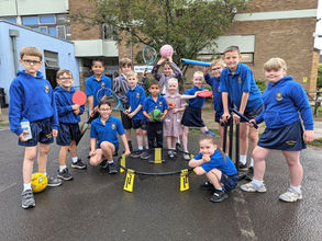 Platinum School Games Mark For Kidderminster’s Holy Trinity School