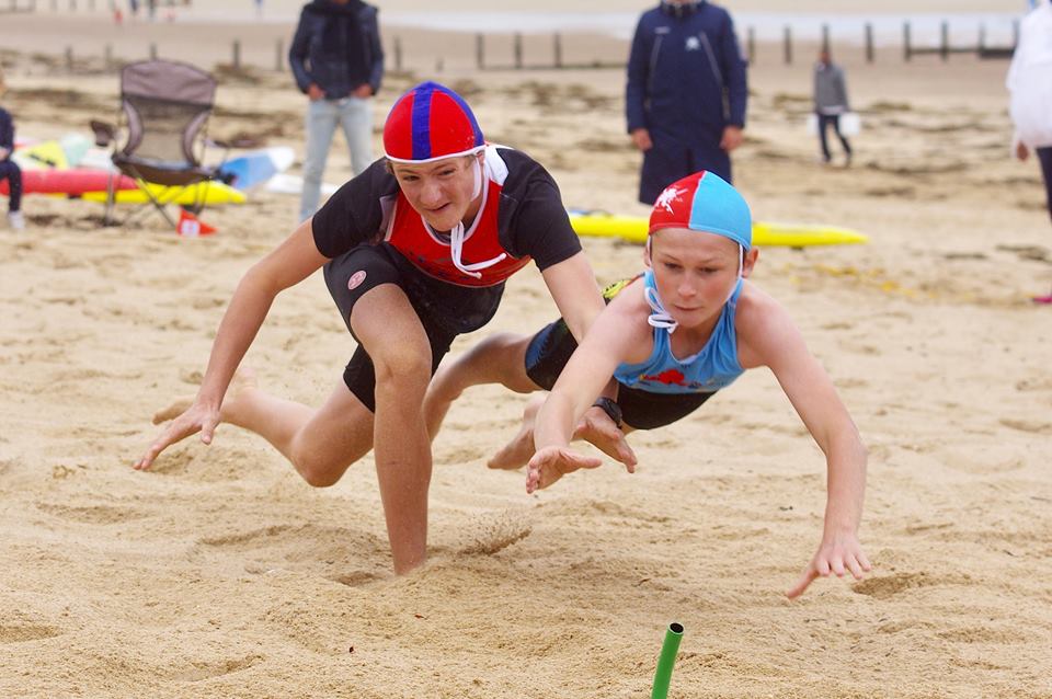 épreuve beach flags compétition sauvetage sportif FFSS Nautisurf Saint-Malo