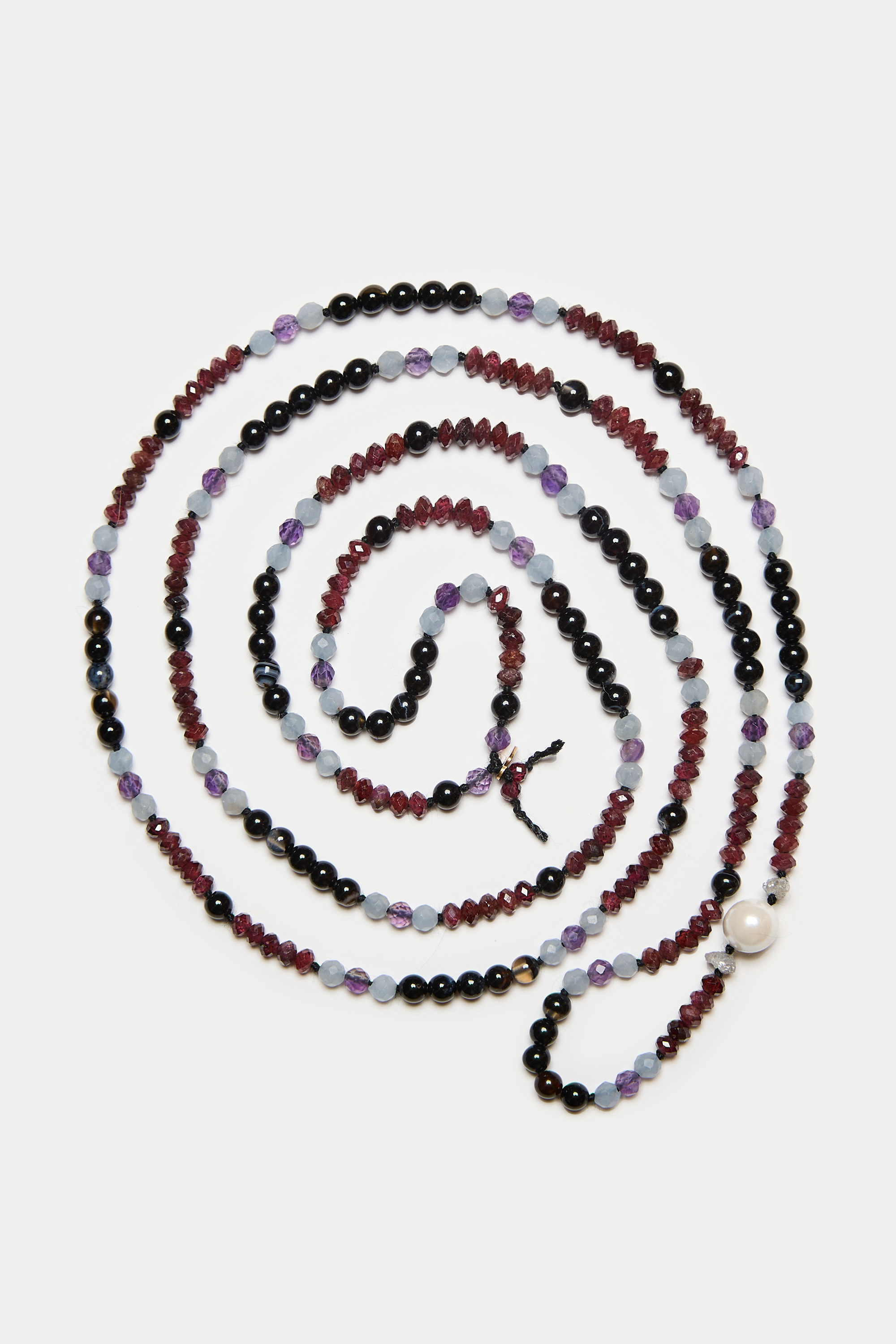 PERFECT SUMMER NECKLACE GARNET & RAW DIAMOND