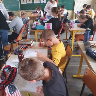 Ecole, Sainte Marthe, Buxy, 71390, département ,71, Chalonnais, entre, Chalon sur Saône, Le Creusot, école privée, sous contrat, enseignement, catholique, Enseignement privé, élèves, maternelle au CM2, garderie, cantine scolaire, pédagogie, différenciée, projet, numérique, utilisation, ipads
