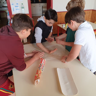 Ecole, Sainte Marthe, Buxy, 71390, département ,71, Chalonnais, entre, Chalon sur Saône, Le Creusot, école privée, sous contrat, enseignement, catholique, Enseignement privé, élèves, maternelle au CM2, garderie, cantine scolaire, pédagogie, différenciée, projet, numérique, utilisation, ipads