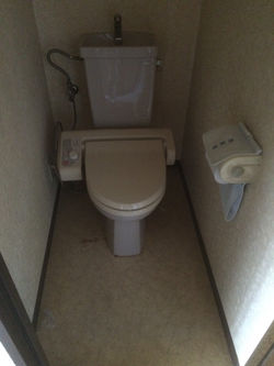 トイレリフォーム前