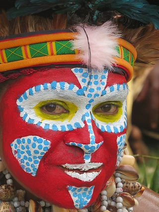 Mt Hagen Cultural Show - Colourful Hey!
