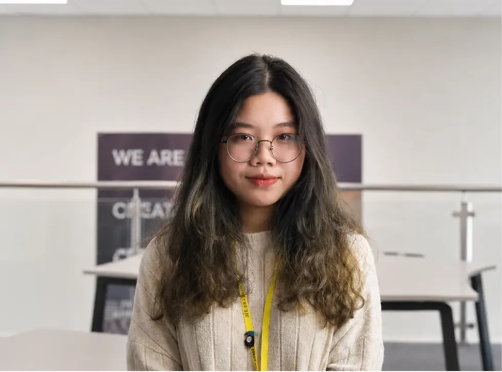 jlc-alumni-student-ling-headshot.webp