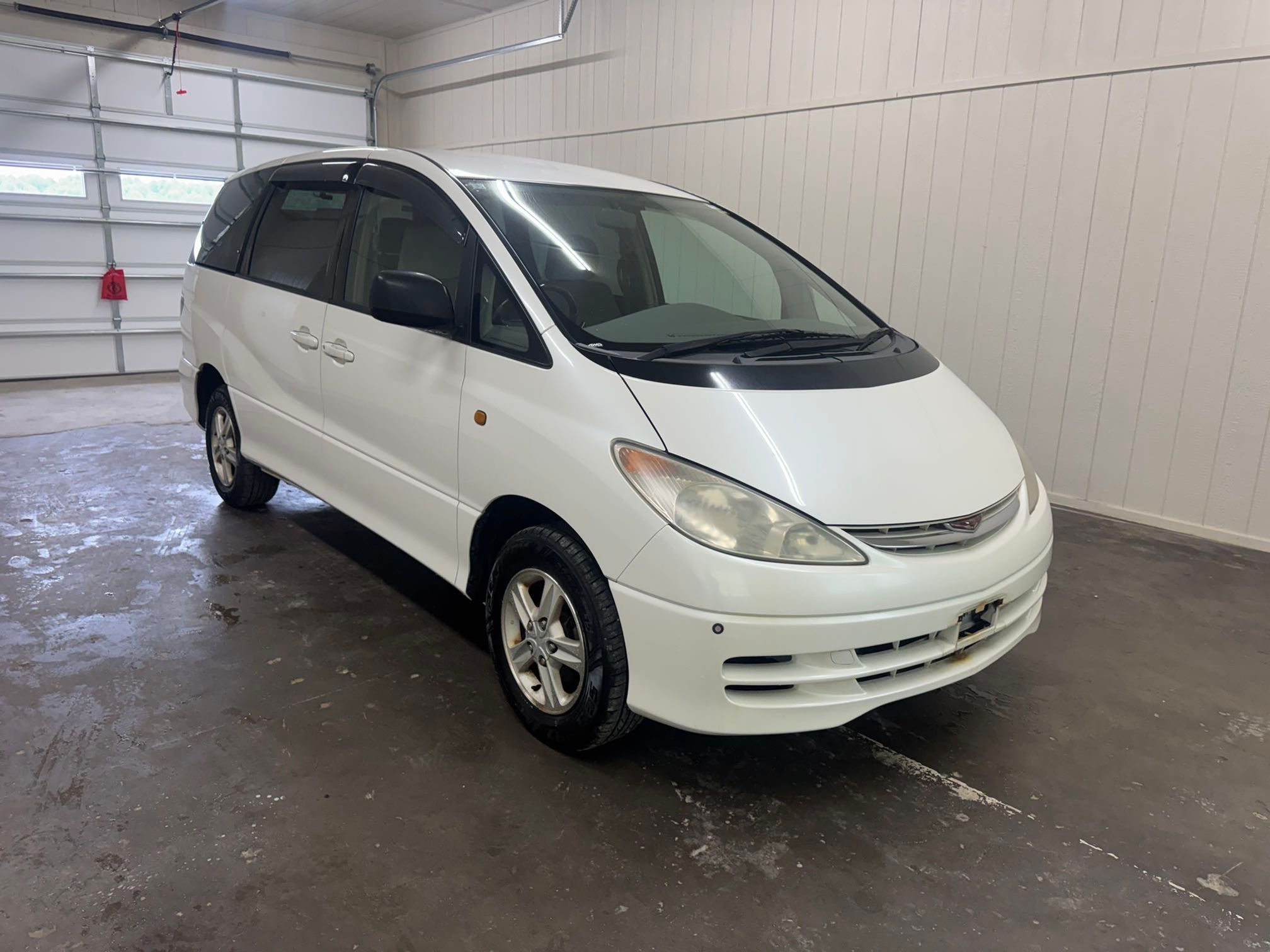 2000 Toyota Estima