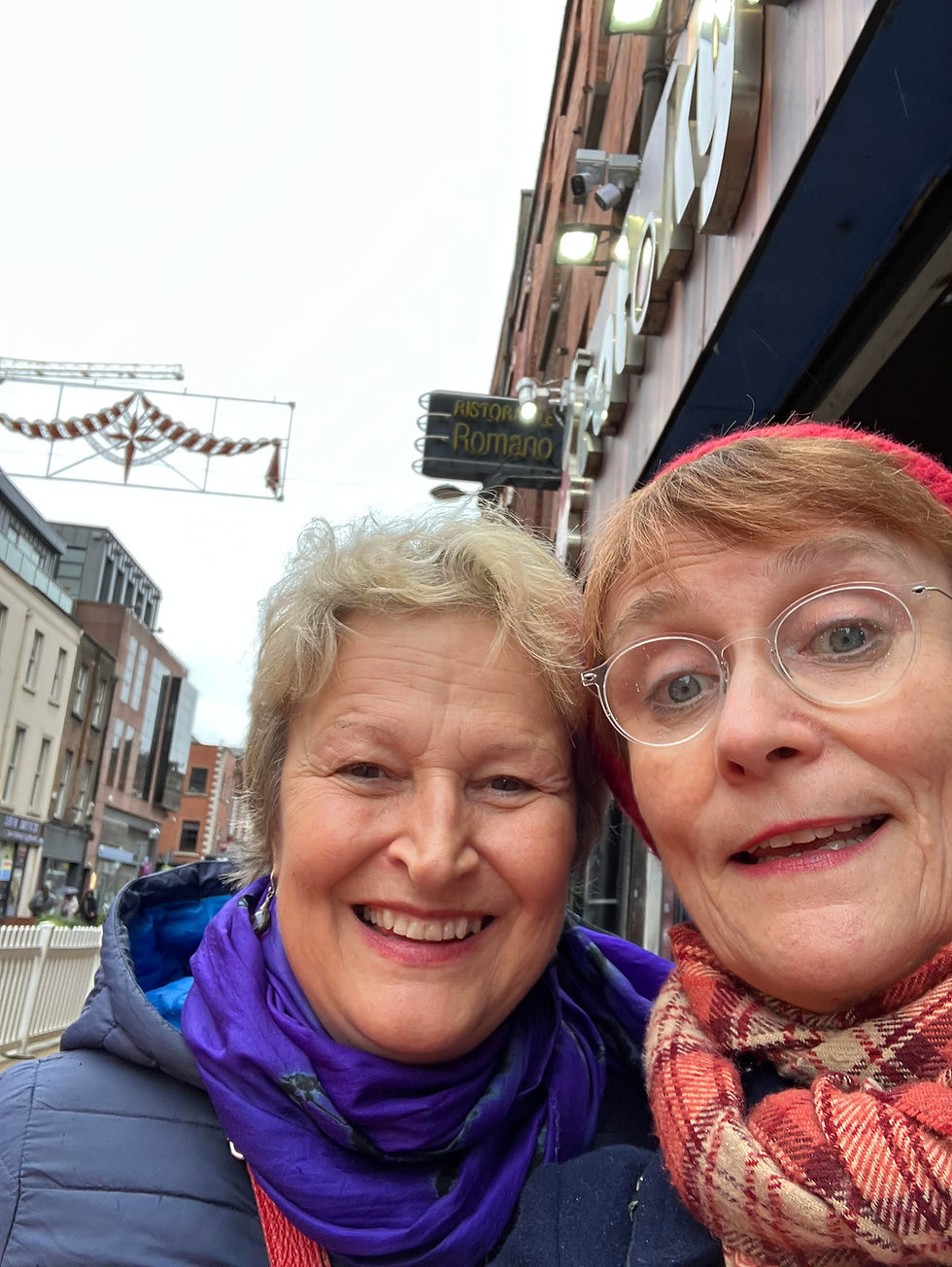 Marjut Toivanen och Leena Rapola.