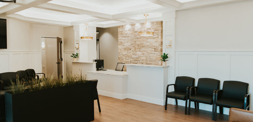 Front desk
Office plants
waiting room
esthetic office