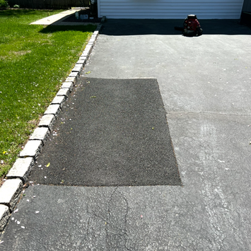 Sealcoating driveway