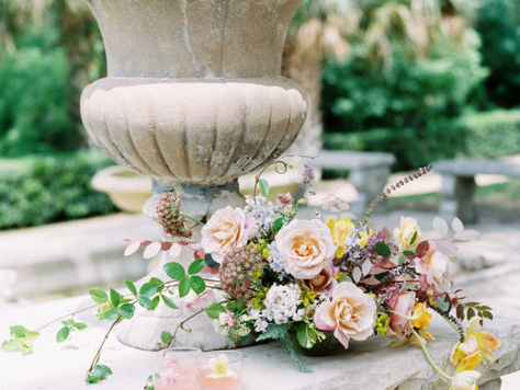 This Is How You Combine Timeless Romance + Modern Minimalism