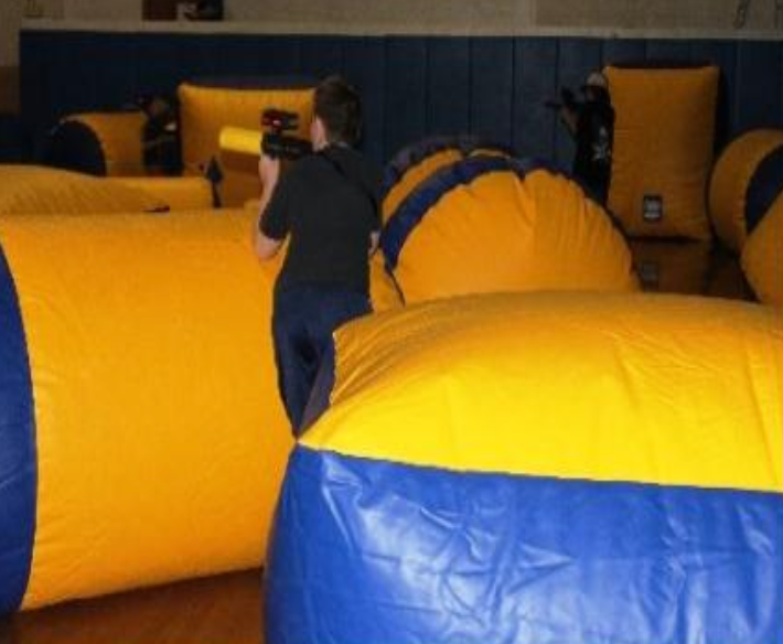 Thumbnail: Laser-Tag Field Play