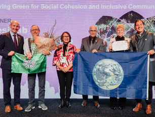 El Huerto Roma Verde disfruta de la cosecha colaborativa.