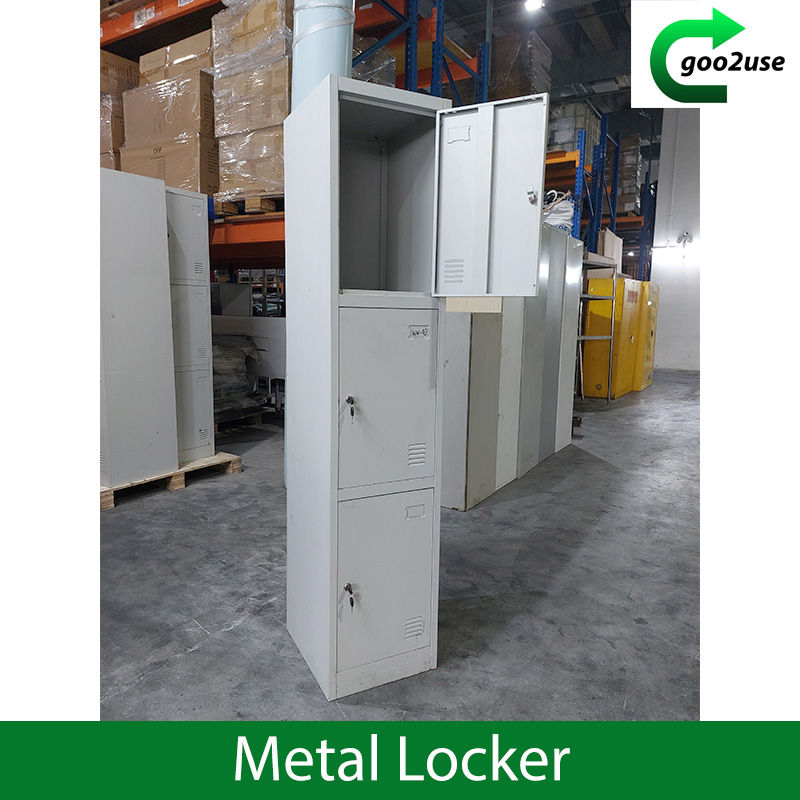 Thumbnail: 3 Doors Metal Locker Cabinet with Key