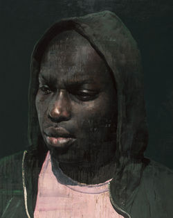 L'homme au t-shirt rose