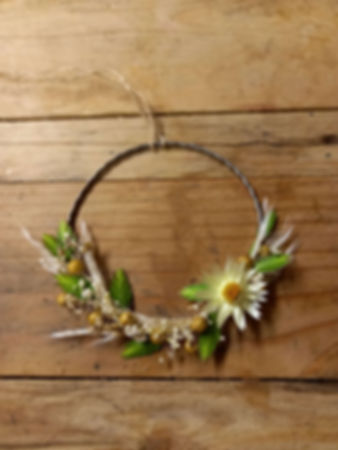 Anneau en fleurs séchées 