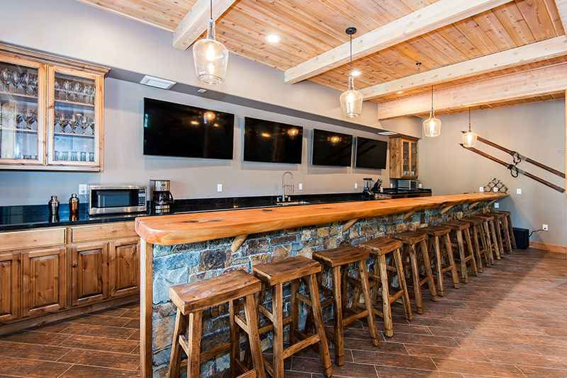 bar