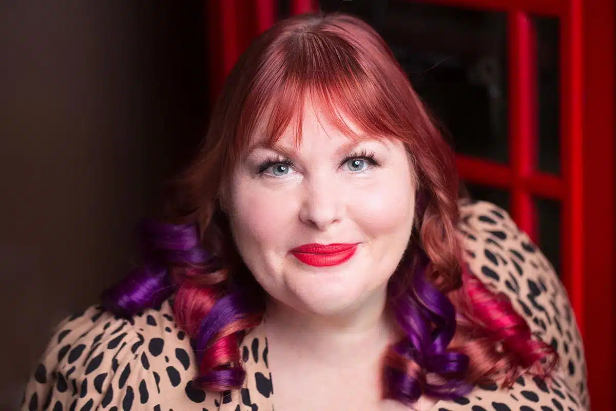 Cassandra-Clare.jpg.webp