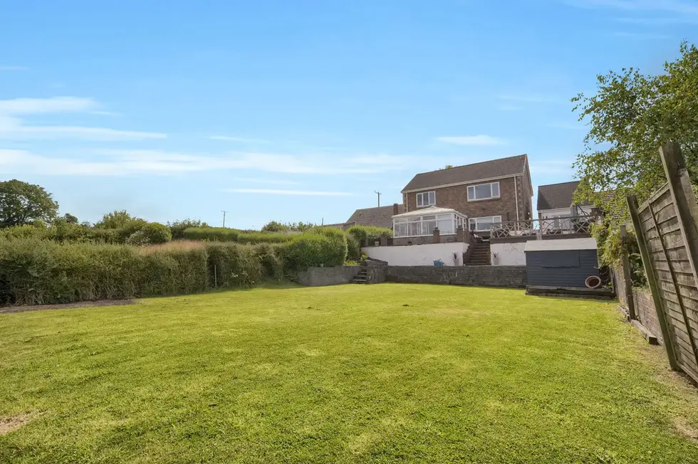 The Old Brick House Garden 1