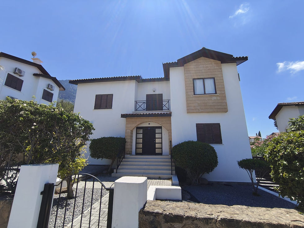 Character Villa with Pool & Sea Views — Lapta