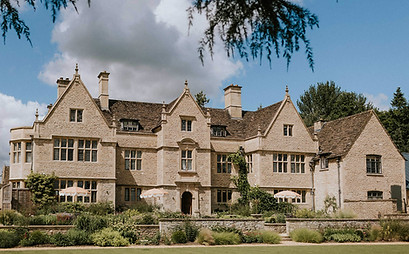 Kin-House-Cotswold-wedding-venue-Maja-Tsolo-Photography.jpg