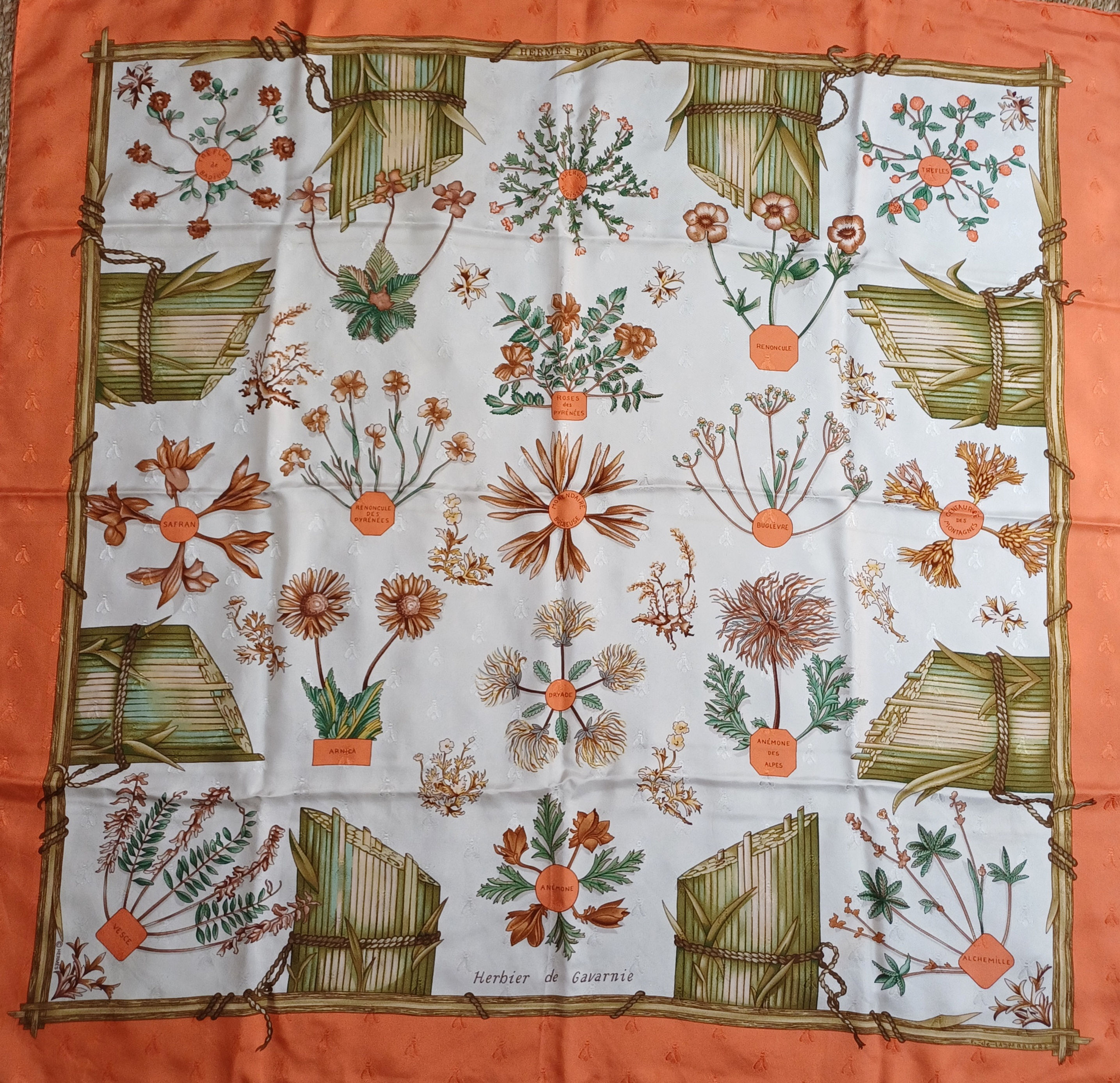 Foulard HERMES vintage "Herbier de Gavarnie"