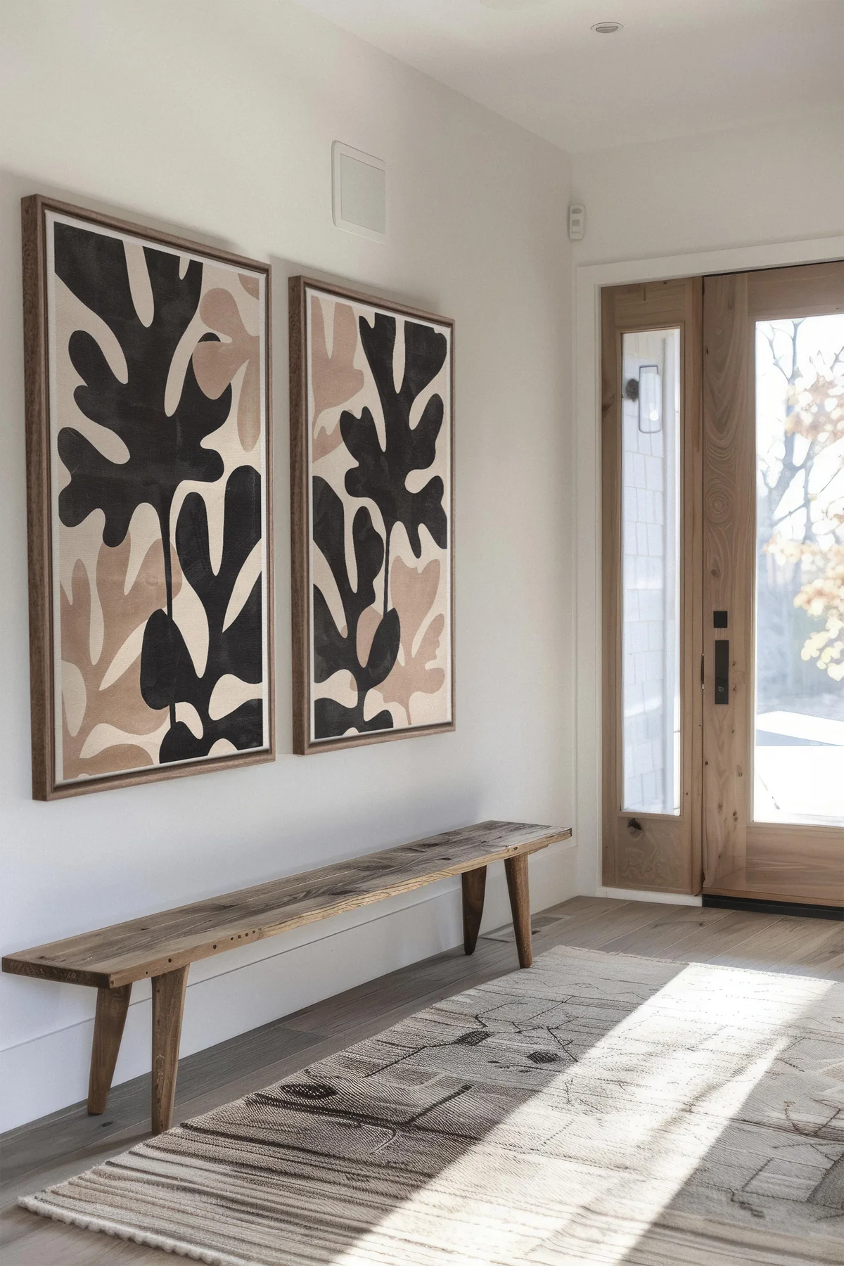 hall d'entrée moderne avec banc et résumé de fleurs en toile