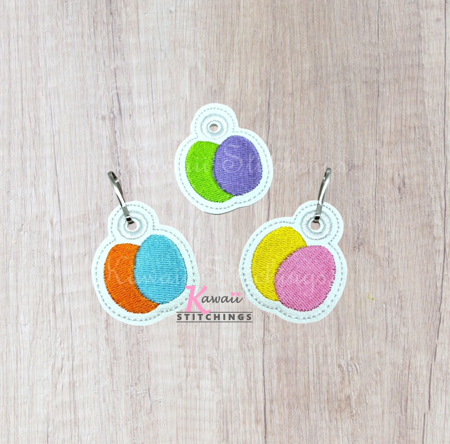 Two Eggs Zipper Pull