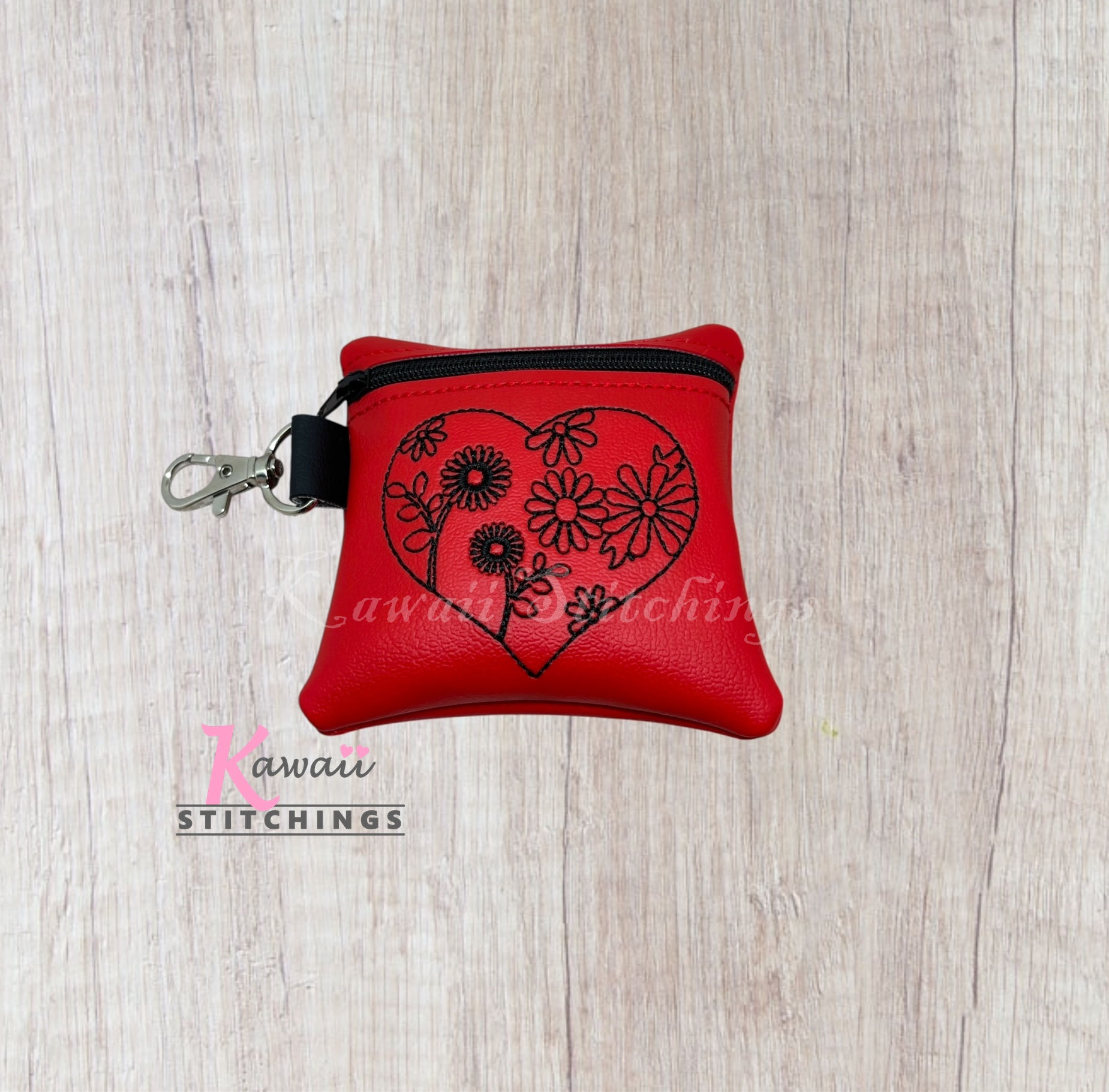 Flower Heart Zipper Bag 4"x4"