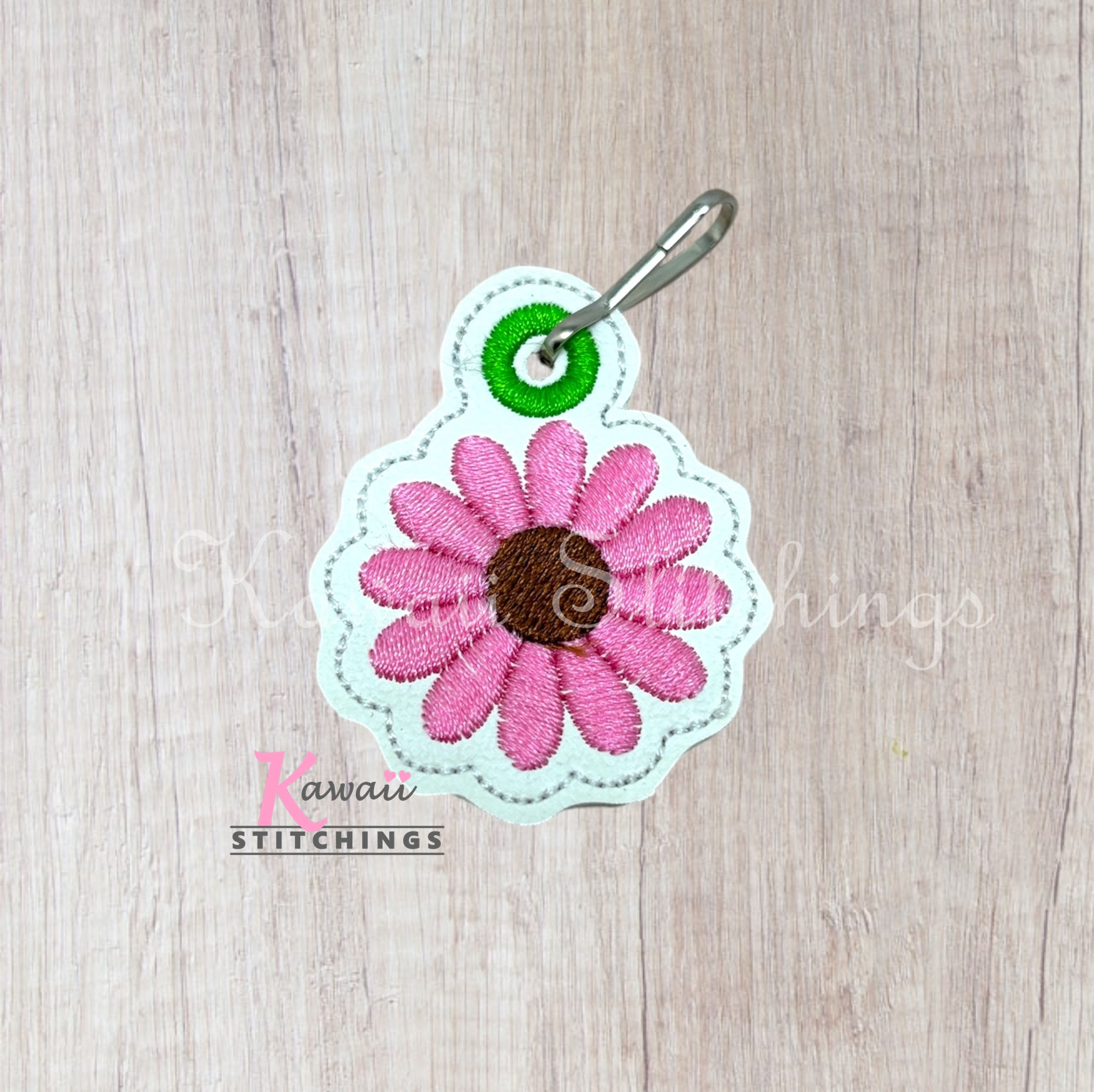 Mini Flower Zipper Pull