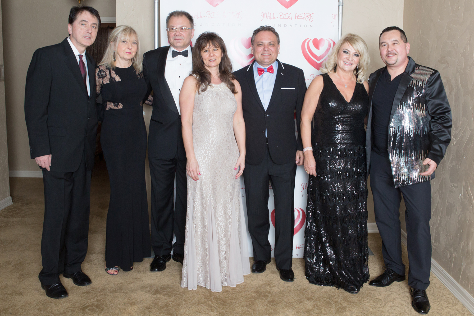 Small_Big_Hearts_ball201885