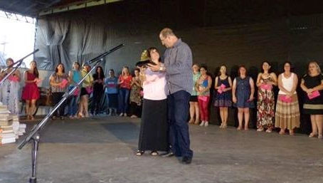 PREMIAÇÃO DE JORGE LUIS MARTINS NA FEIRA DO LIVRO DE ESTÂNCIA VELHA 2014