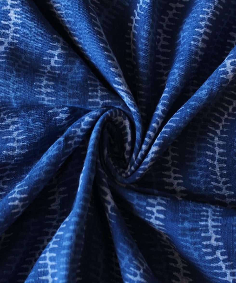 Thumbnail: 2.5m Blue white hand spun handwoven cotton dabu kurta material