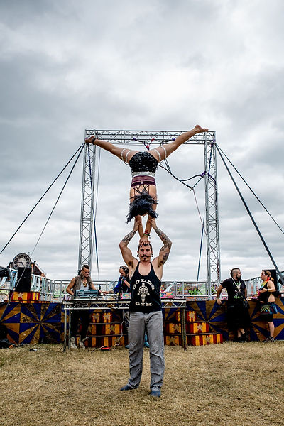 BETH JAMIE ACRO 1.jpeg