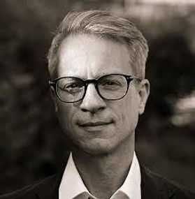 Privatdocent Dr Ansgar Rougemont-Bücking