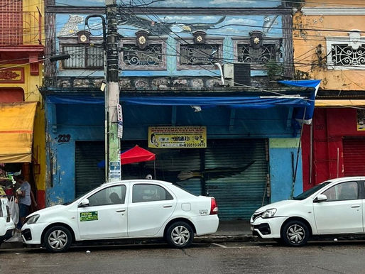 Após incêndio, prefeitura faz vistoria e atualização de ficha de imóveis no centro histórico de Manaus