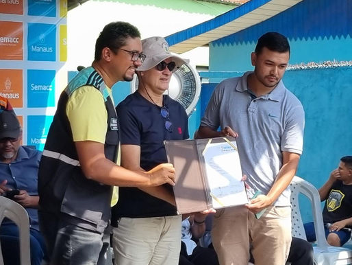 Prefeito David Almeida assina ordem de serviço da feira municipal do Nova Conquista