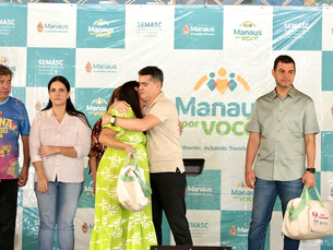 Prefeito David Almeida entrega 400 kits do programa ‘Mãe Manauara’ e reforça proteção social desde a gestação