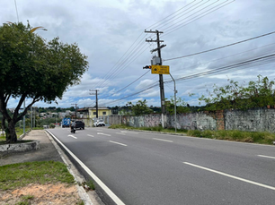 Prefeitura de Manaus intensifica ações de segurança viária em ponto crítico da avenida Noel Nutels