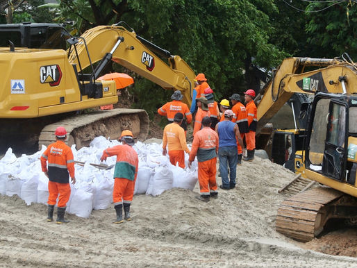 Prefeitura de Manaus retira tubos de ferro, amplia drenagem e inicia reaterro da Djalma Batista