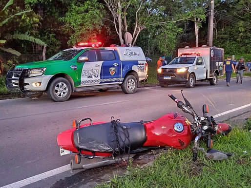 Jovem morre ao se desequilibrar e ser arremessado em acidente de moto em Manaus