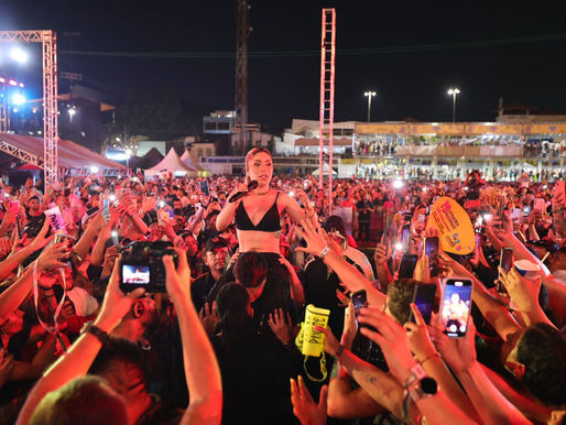 Foi gigante! Público de 105 mil pessoas movimenta a segunda noite do ‘Manaus Passo a Paço 2024’