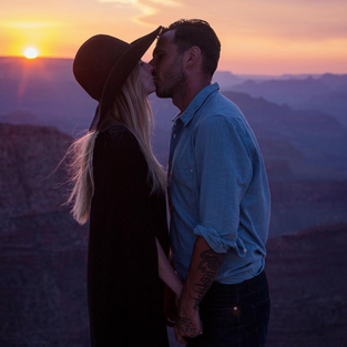 Grand Canyon South Rim markmaggiori : "Happy Valentine to the beauty of my life ! 5 years together already and we just getting started".❤️❤️❤️❤️. Wish you love everyone! That's all we need! Photo by @getberzerker