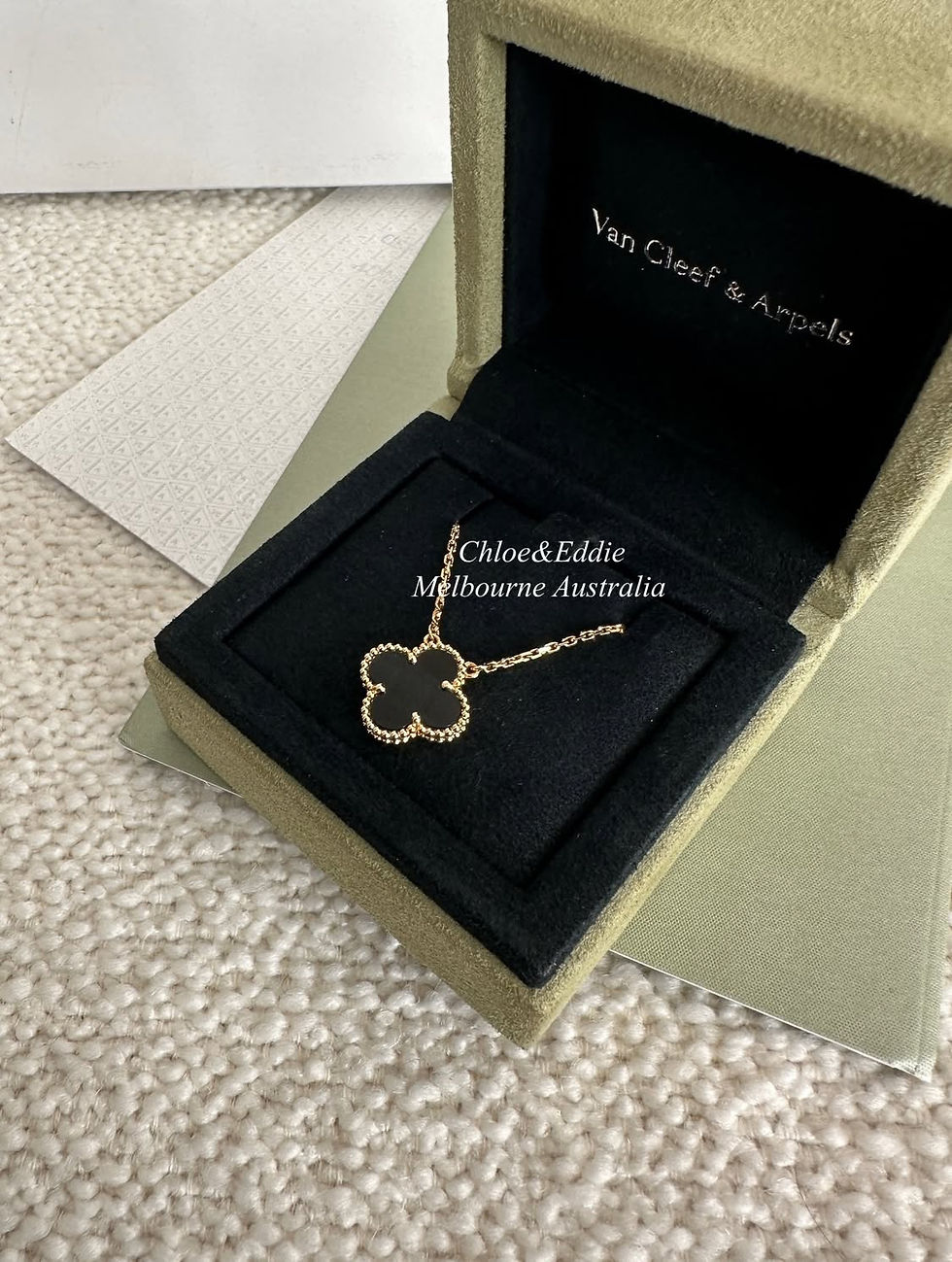 Thumbnail: Van Cleef & Arpels Vintage Alhambra Pendant Onyx (2018)