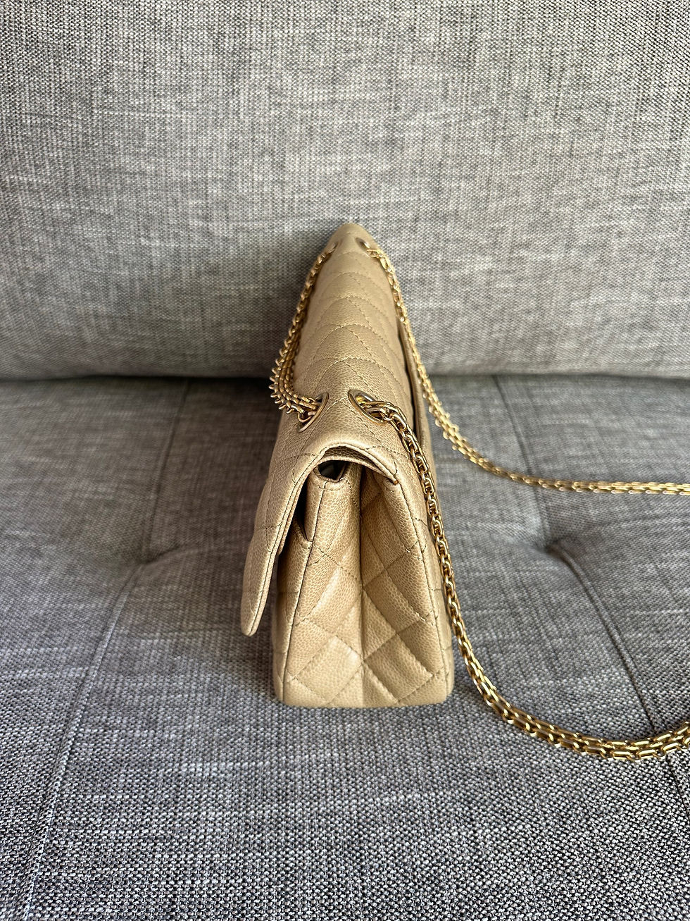 Thumbnail: Chanel Beige Caviar 2.55 Reissue 227 GHW 18 Series