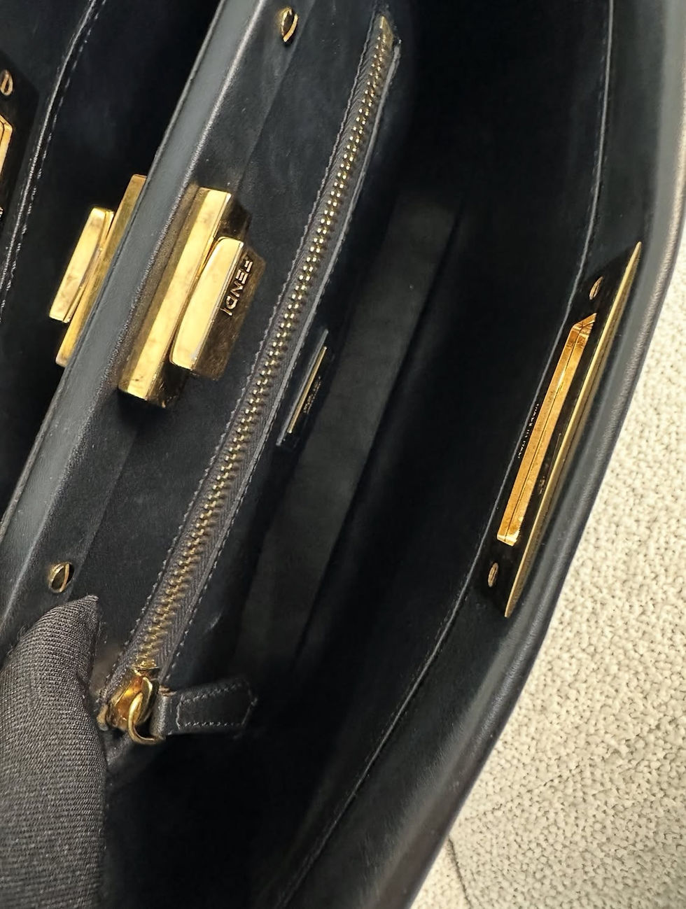 Thumbnail: Fendi Black Peekaboo Medium