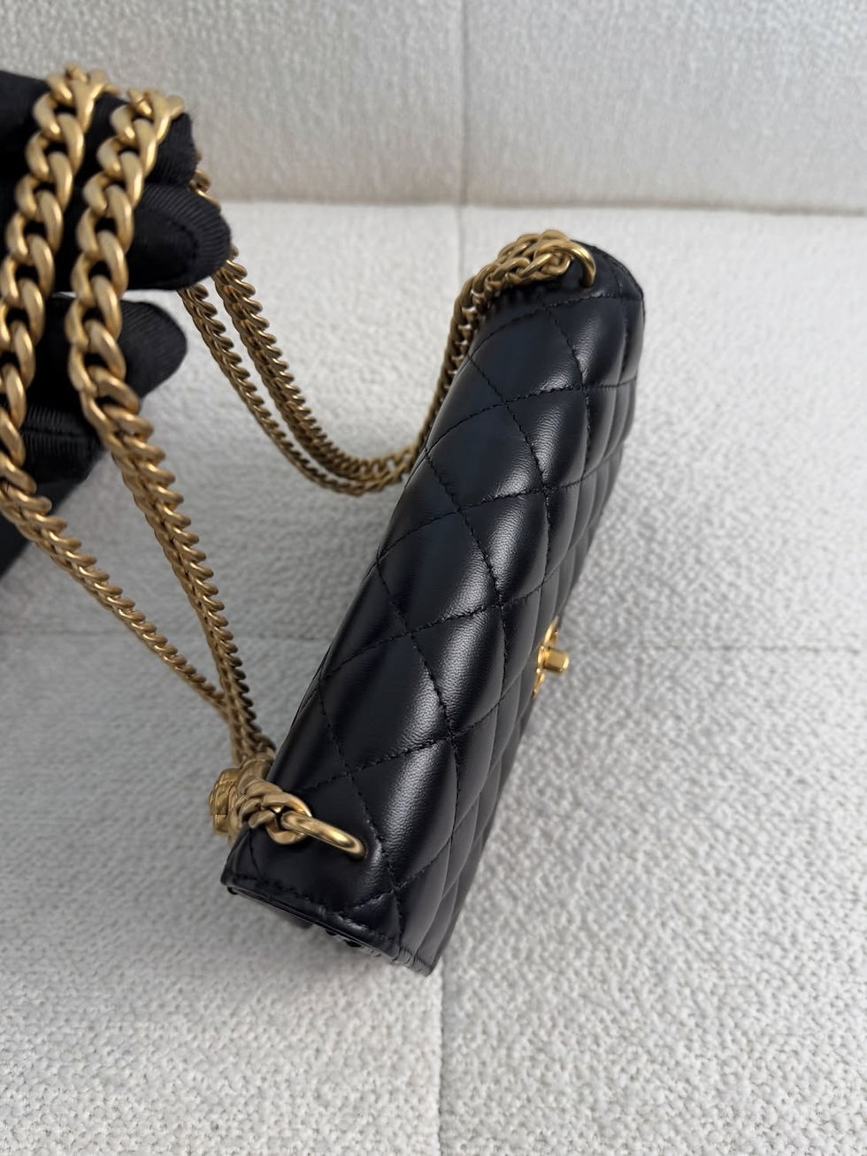 Thumbnail: Chanel Full Set Black Camellia Wallet On Chain  (2025)