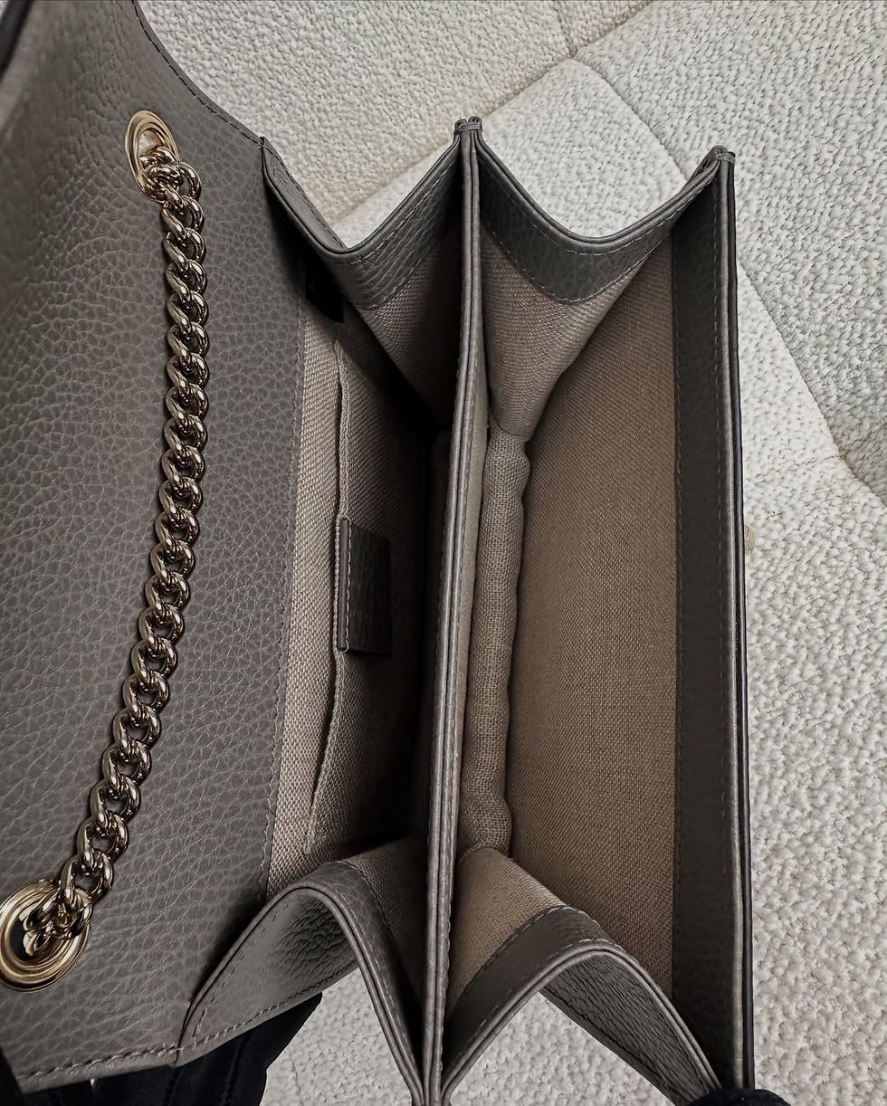 Thumbnail: Gucci Grey GG Flap Bag