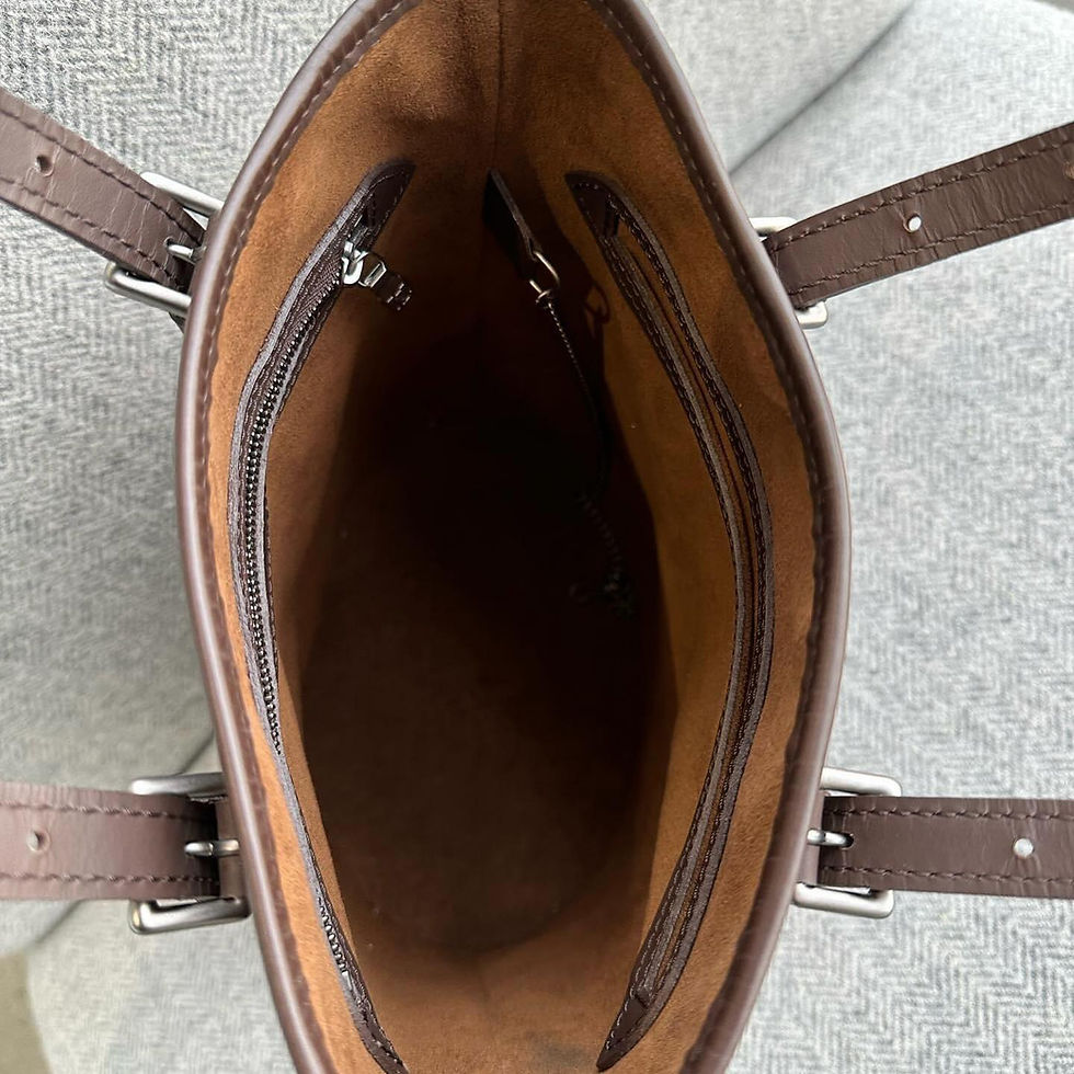 Thumbnail: Louis Vuitton Brown EPI Vintage Bucket Bag （2003）