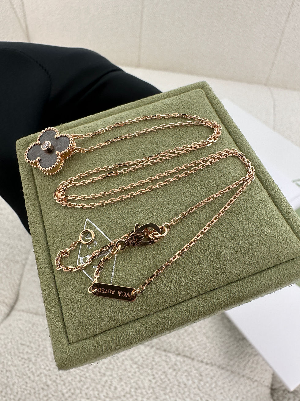 Thumbnail: Van Cleef &Arpels Full Set Alhambra 2023 Holiday Limited Pendant Silver Obsidian