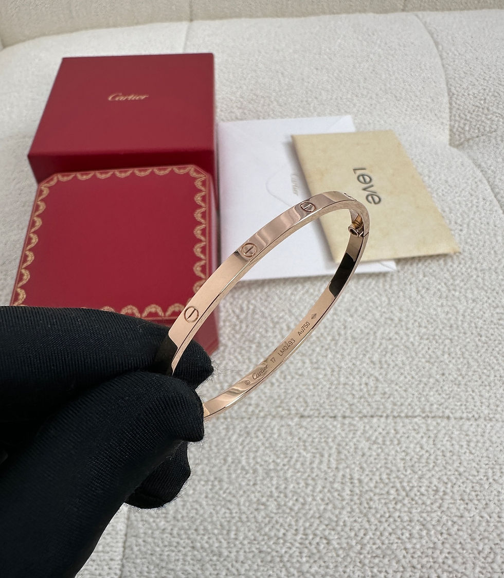 Thumbnail: Cartier Love Bracelet Small Model Rose Gold Size 17 (2021)