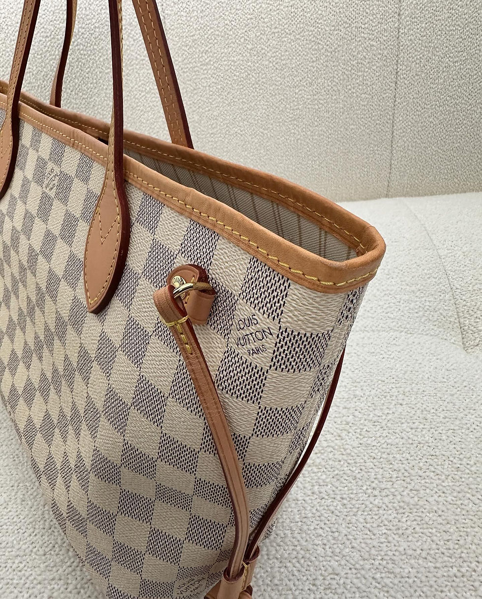 Thumbnail: Louis Vuitton Neverfull PM 2021 ( Microchip)